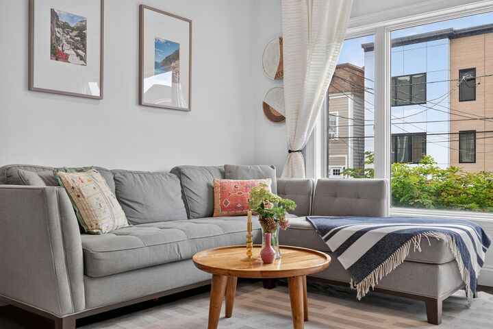 Property Photo:  417 Ogden Ave 1  NJ 07307 