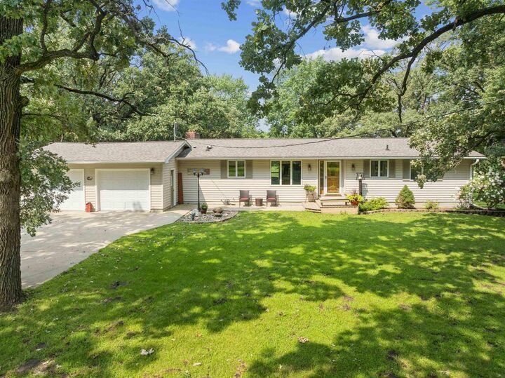 Property Photo:  18001 40th St  IA 50662 