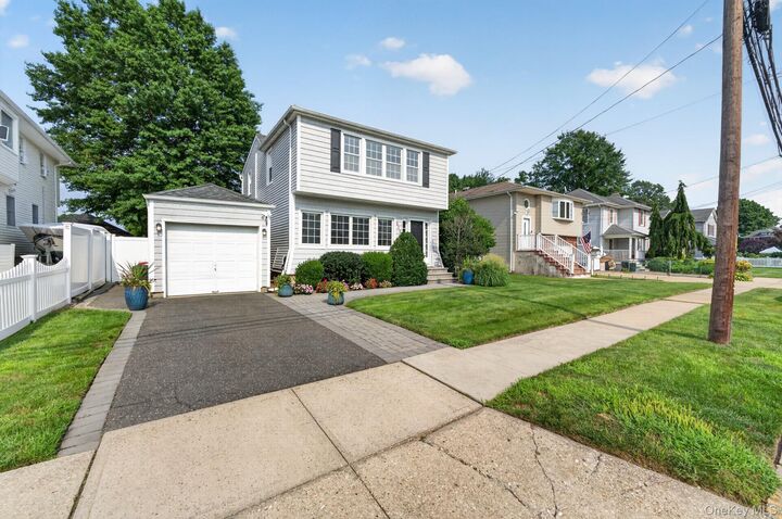 Property Photo: 615 Briggs Street NY 11710