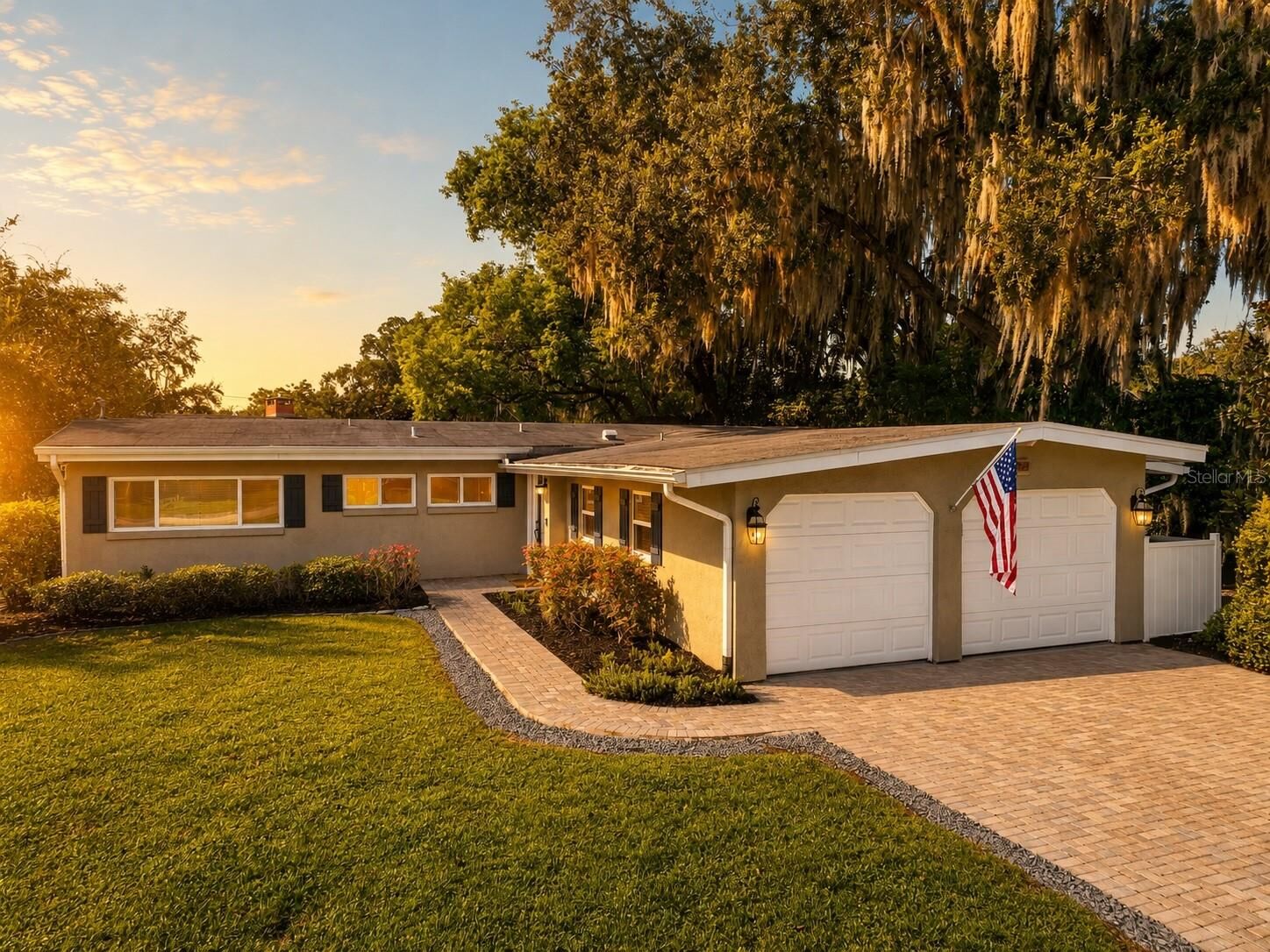 Property Photo:  2434 Trace Ave  FL 32809 
