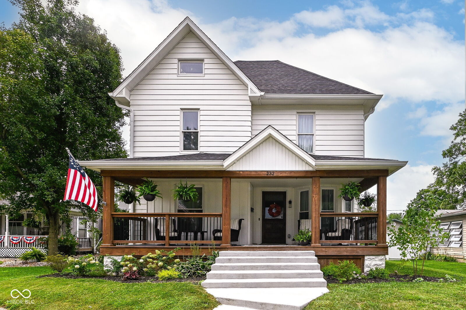Property Photo:  232 E State Street  IN 46064 