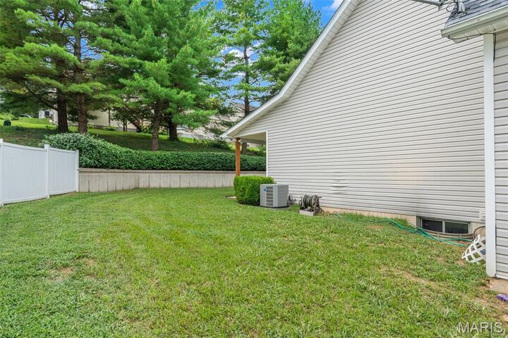 Property Photo: 426 Windy Hills Drive MO 63090