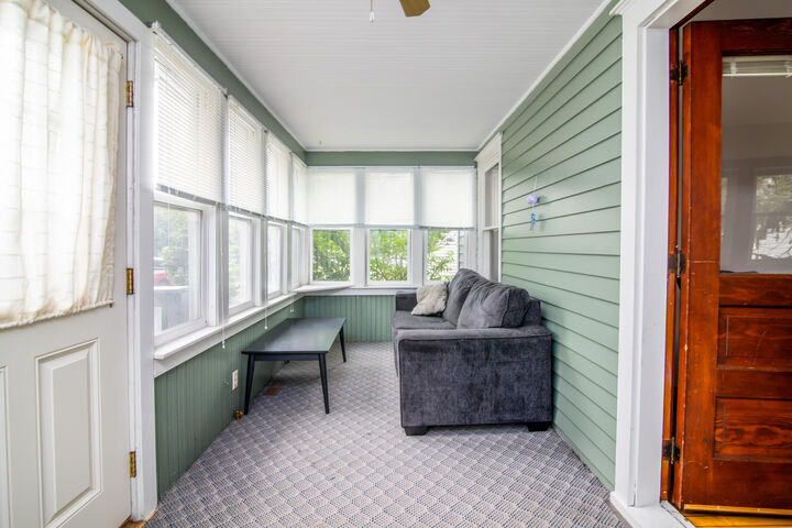 Property Photo: 504 Maple St WI 53538