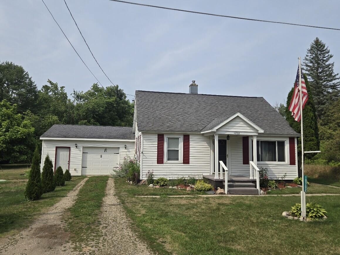 Property Photo: 10702 Cutler Street MI 49320