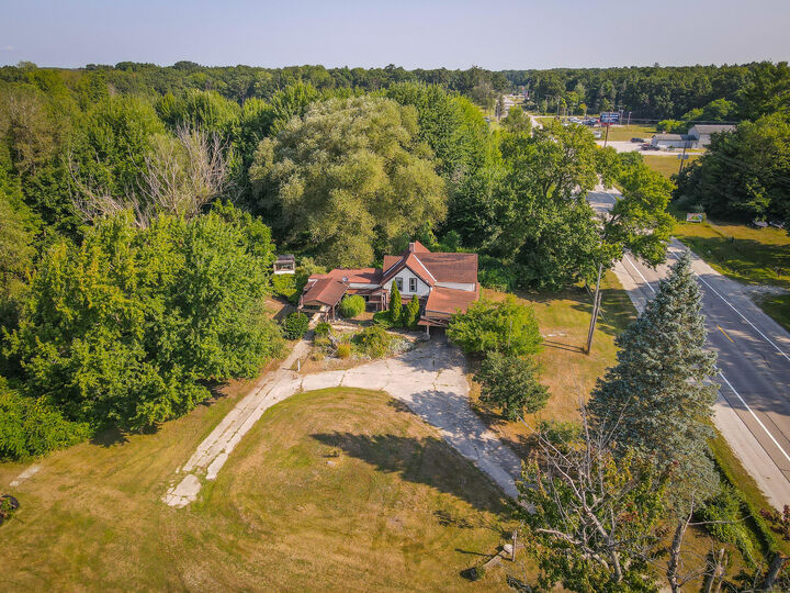Property Photo:  5255 Holton Road  MI 49457 