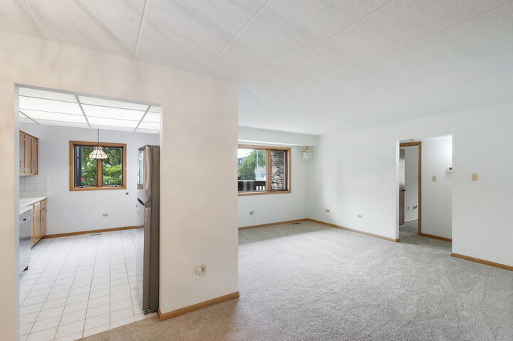 Property Photo:  5646 W 103rd Street 106  IL 60453 