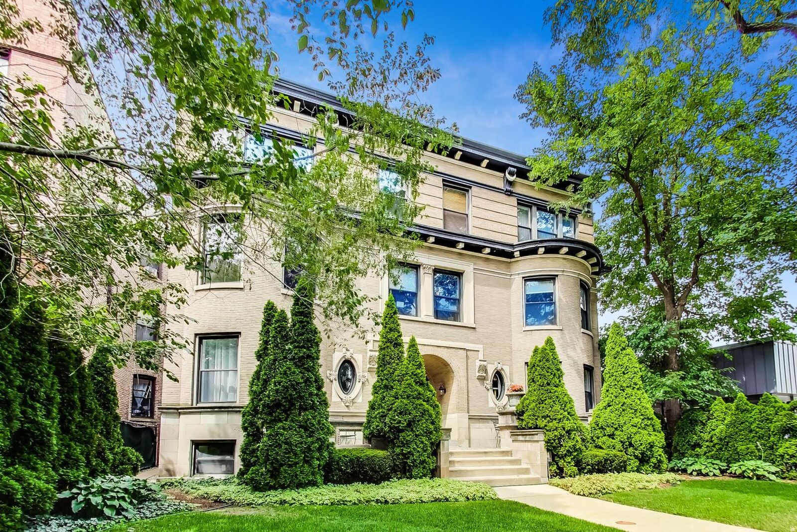 Property Photo:  4834 N Kenmore Avenue Gn  IL 60640 