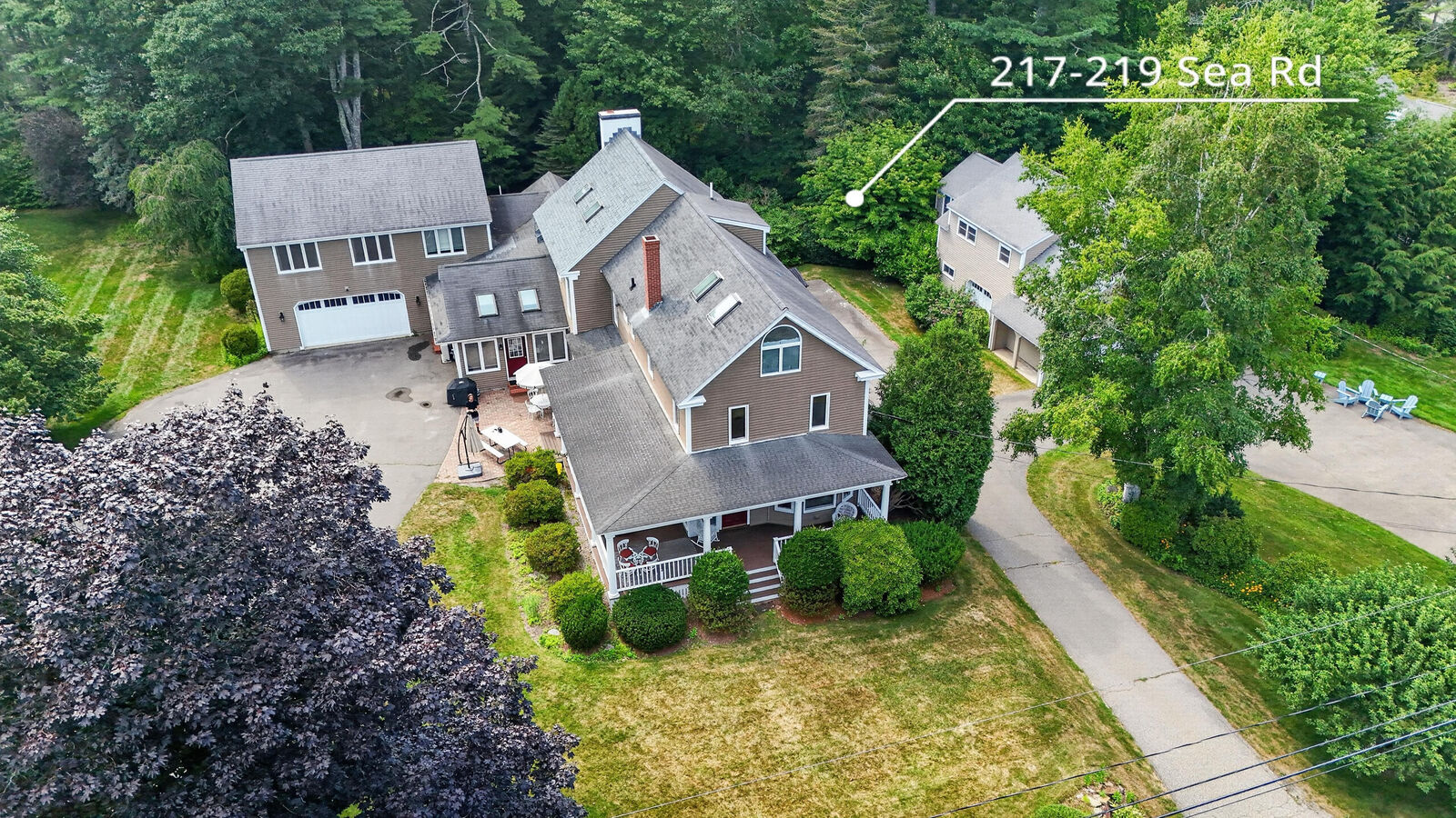 Property Photo:  217 & 219 Sea Road  ME 04043 