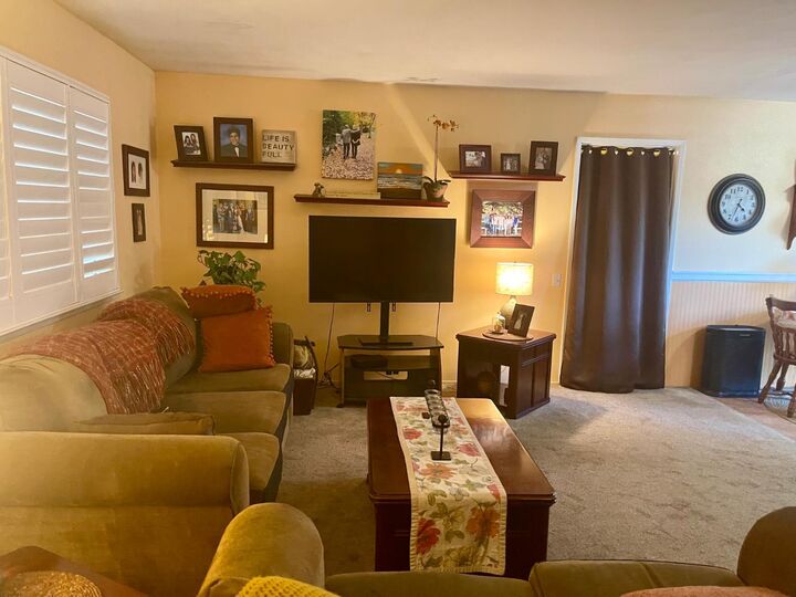 Property Photo:  90 W Liberty Road  CA 95948 