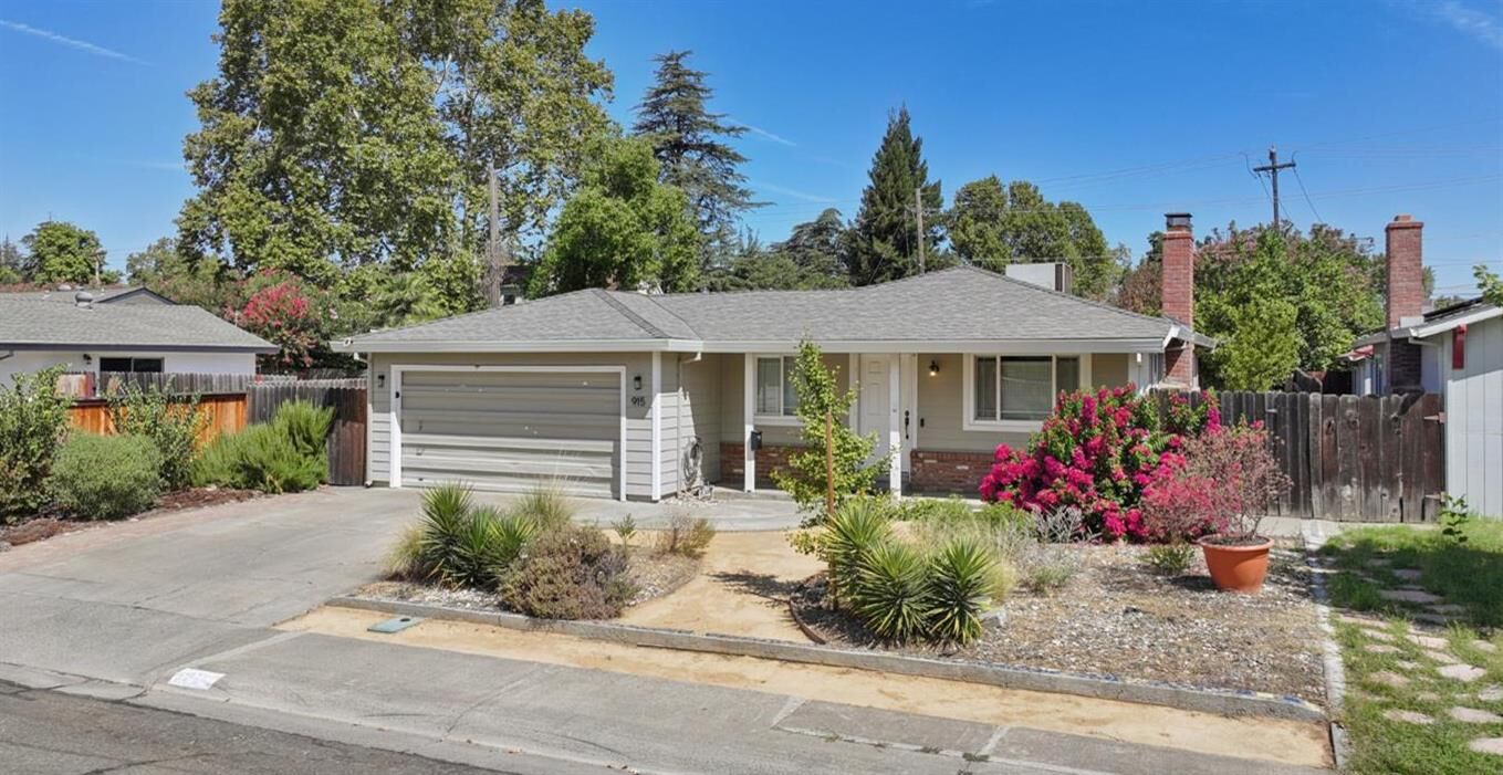 Property Photo:  915 Archer Drive  CA 95695 