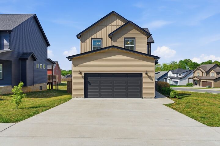 Property Photo:  801 Marksman Ct  TN 37042 