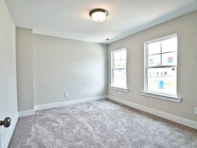 Property Photo: 938 Kalu Dr TN 37130