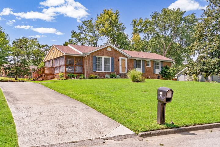 Property Photo:  112 Kimbrough Ct  TN 37043 