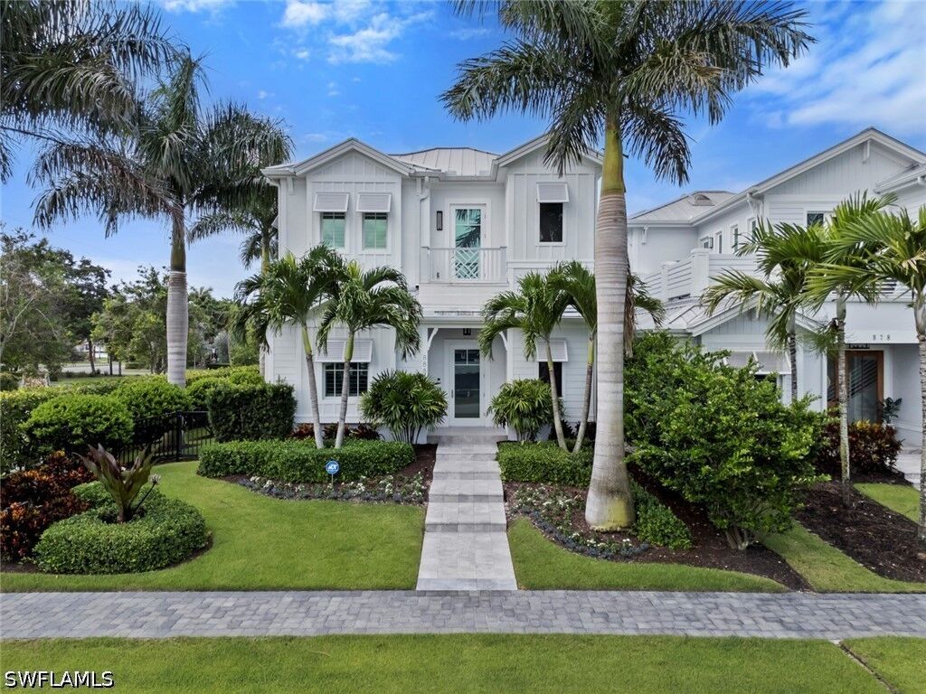 Property Photo:  888 10th Avenue S  FL 34102 