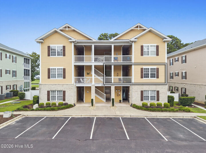 Property Photo:  178 Clubhouse Road 4  NC 28468 