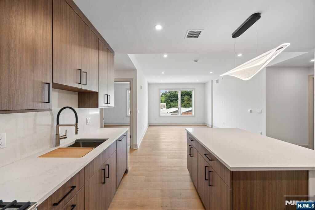 Property Photo:  921 Madison Street 508  NJ 07030 