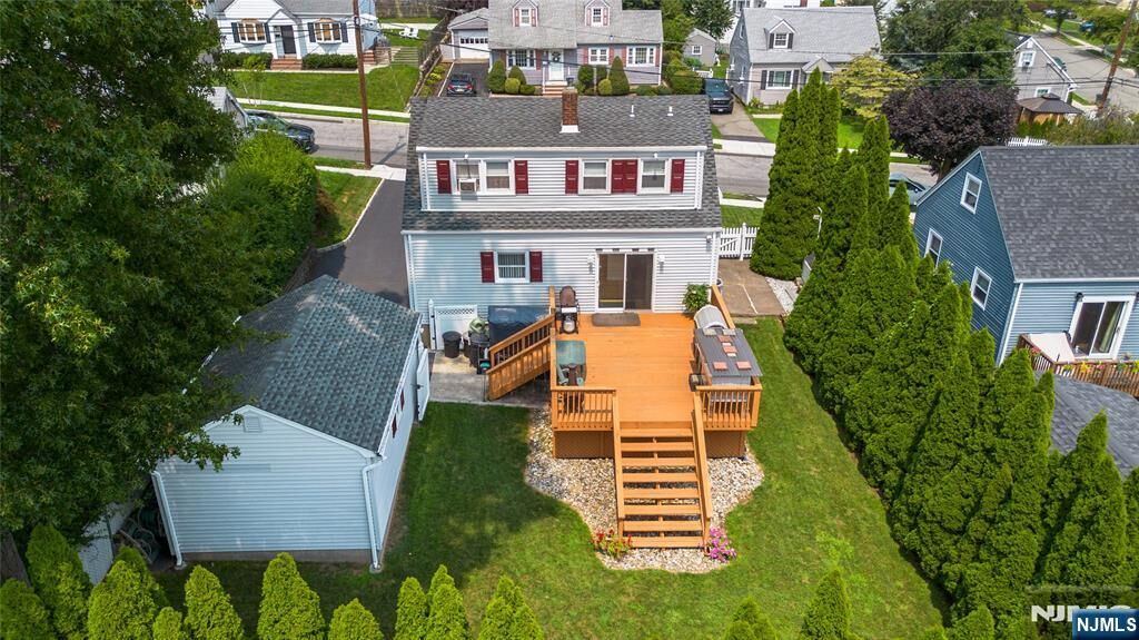 Property Photo:  9 Clairmont Road  NJ 07012 