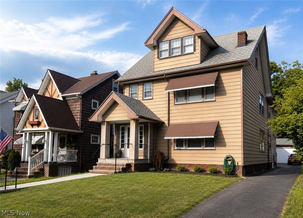 Property Photo: 2173 Brown Down OH 44107