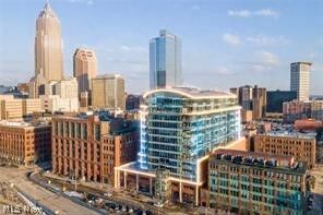 Property Photo: 701 W Lakeside Avenue 1107 OH 44113
