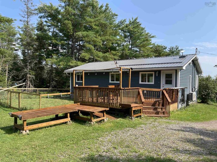 Property Photo:  1231 289 Highway  NS B0N 1C0 