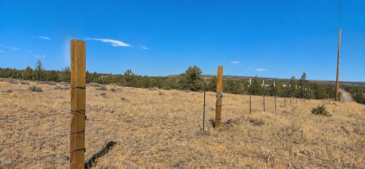 Property Photo:  SE Iowa Road  OR 97754 