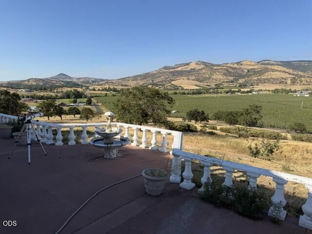 Property Photo:  4790 Payne  OR 97504 