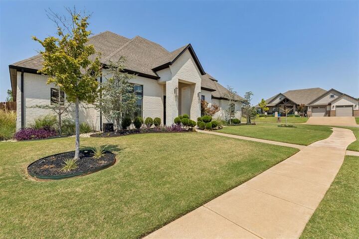 Property Photo:  15925 Foxtail Trail  OK 73013 