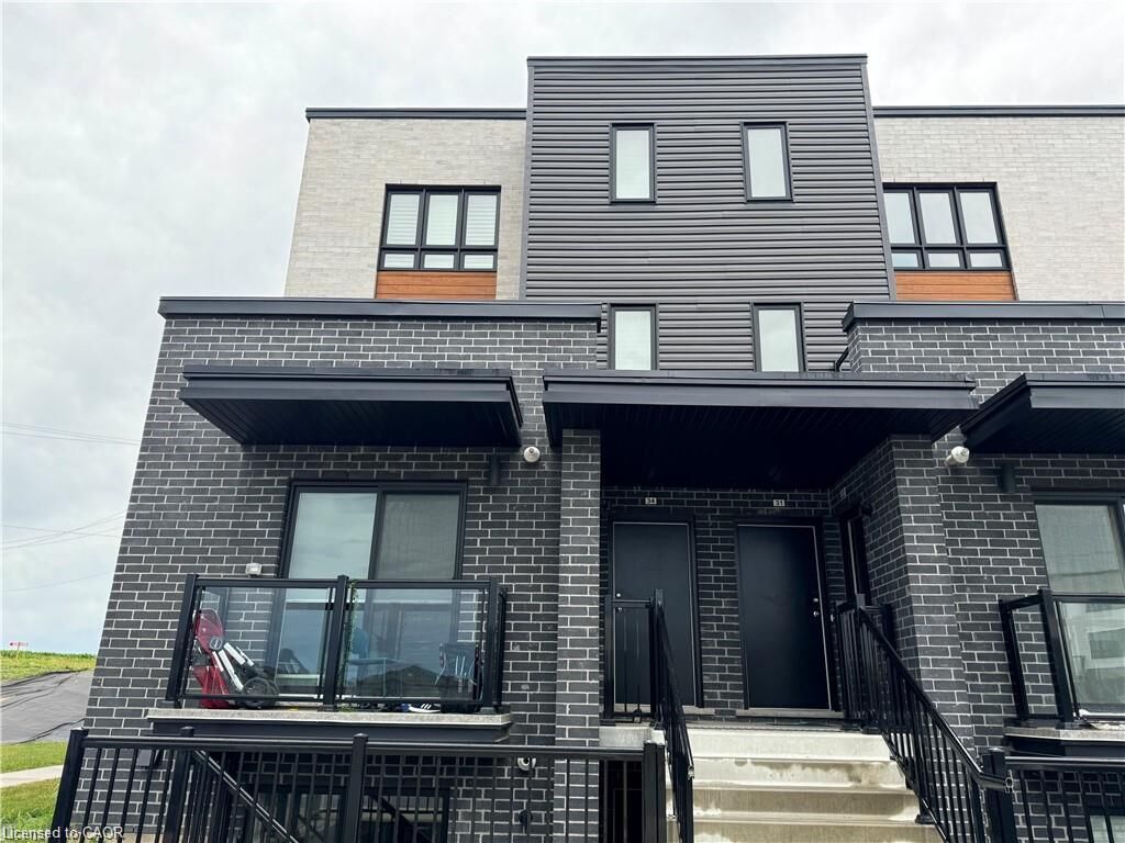 Property Photo: 235 Chapel Hill Drive 34 ON N2R 0S4