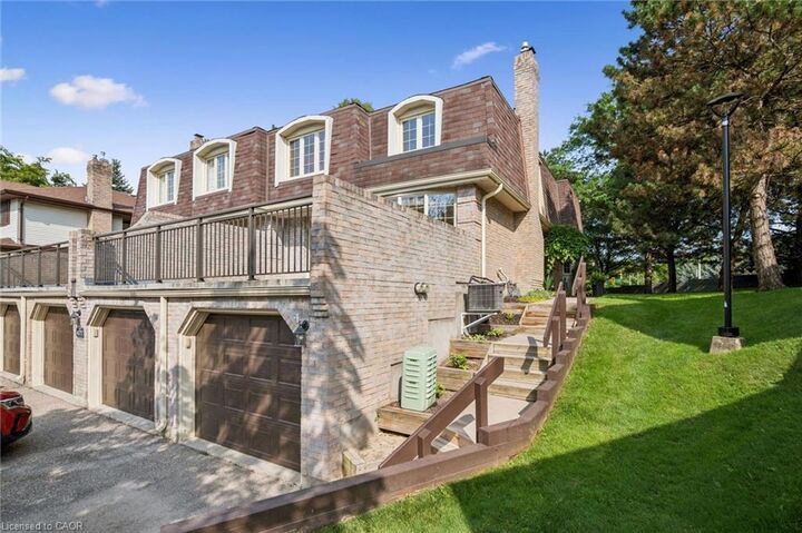 Property Photo:  477 Beechwood Drive 4  ON N2T 1H8 