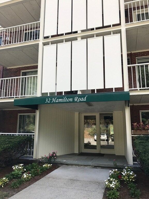 Property Photo:  32 Hamilton Rd 205  MA 02474 