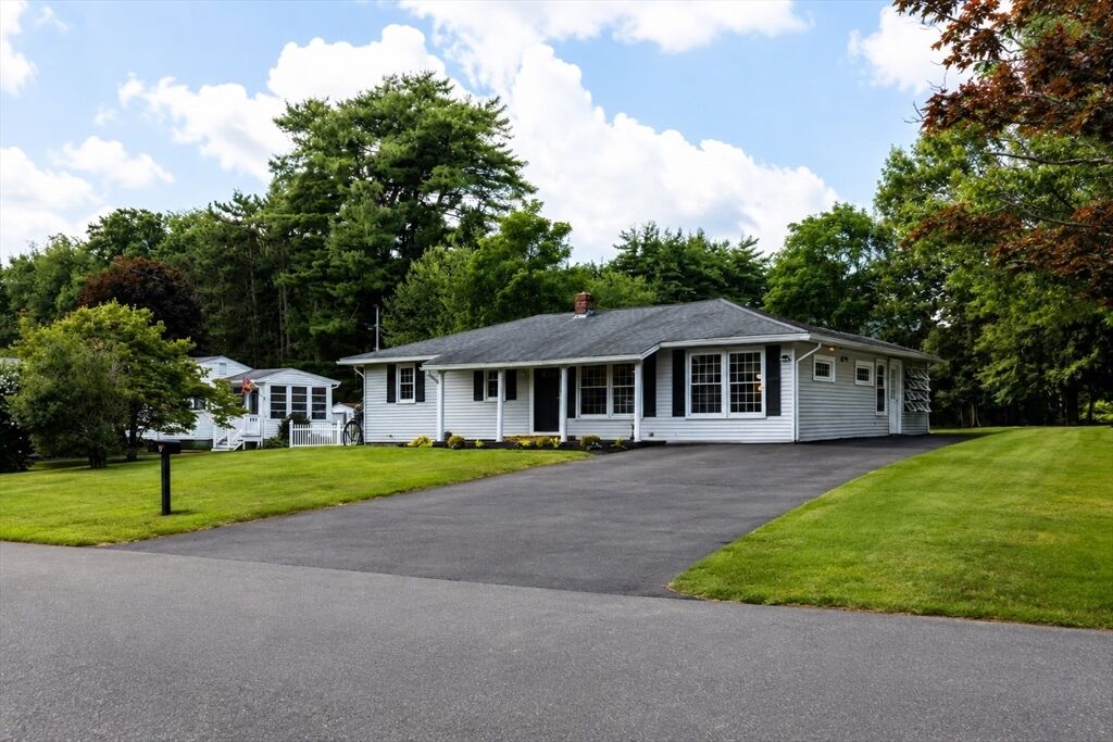 Property Photo:  1 Alfred Park  MA 01835 