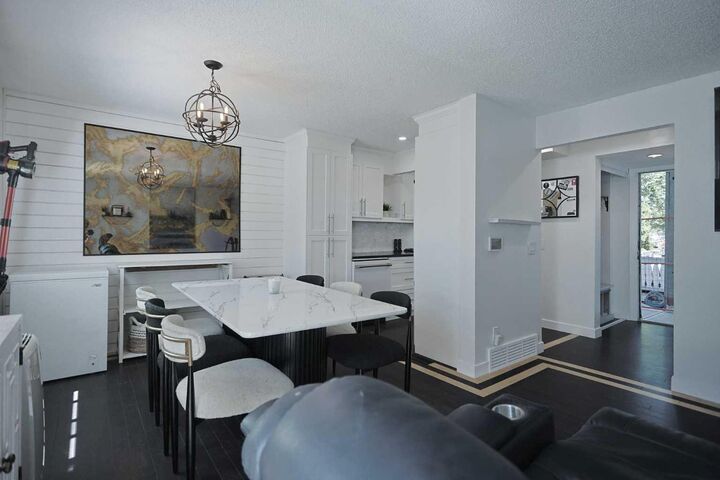 Property Photo: 310 Falconridge Crescent NE 205 AB T3J 1H4