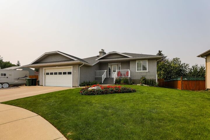 Property Photo: 14 Centennial Place AB T0K 1J0
