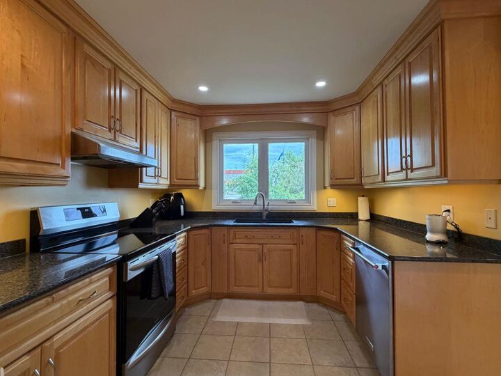 Property Photo:  10316 106 Street  AB T0H 1L0 