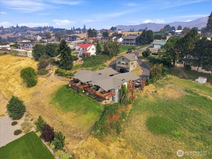 Property Photo:  57  Katalpa Lane  WA 98831 