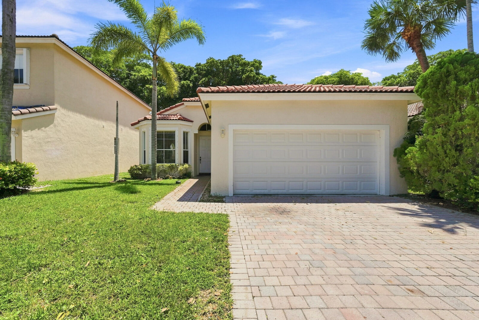 Property Photo:  7778 NW 17th Place  FL 33024 