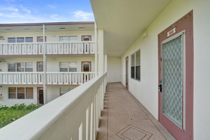 Property Photo:  566 Fanshaw N  FL 33434 