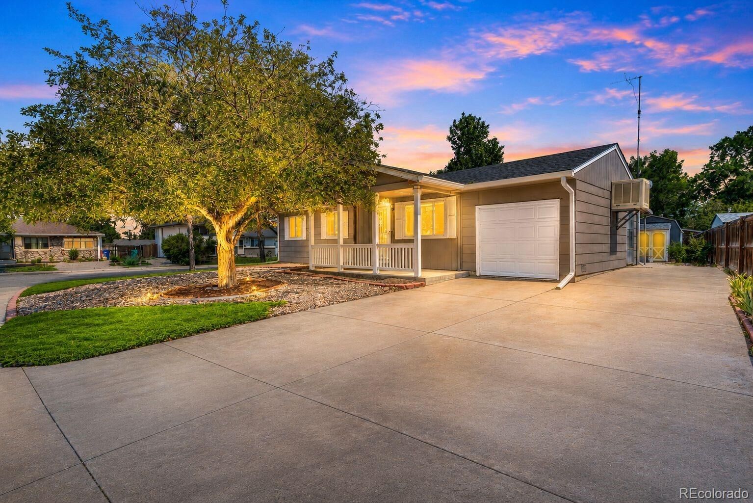 Property Photo: 11609 E Walsh Place CO 80012