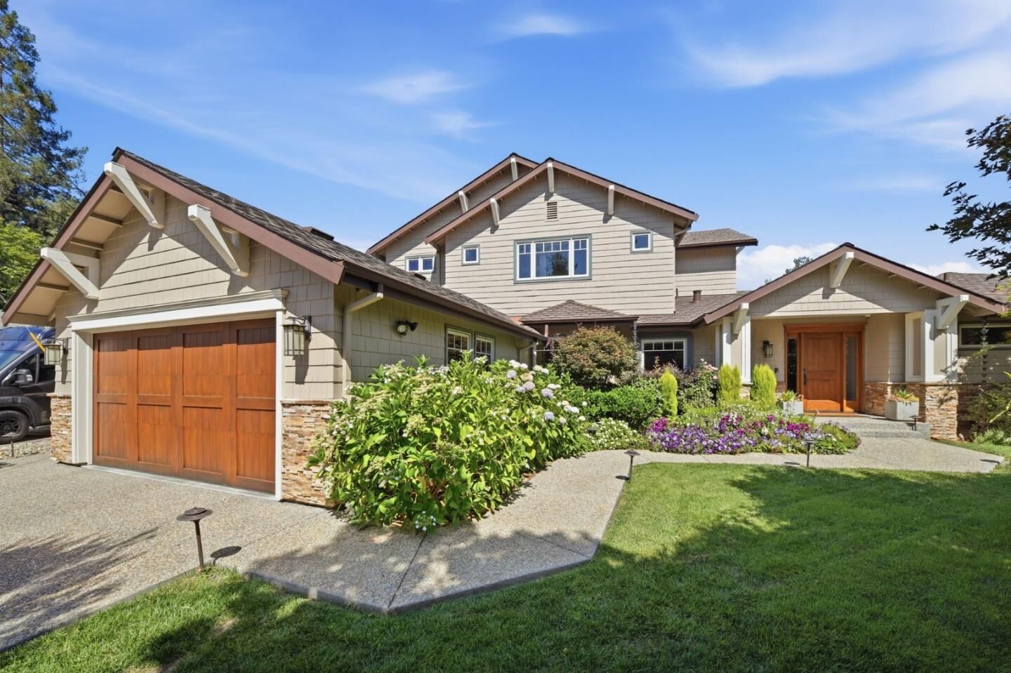 Property Photo:  150 Doherty Way  CA 94061 