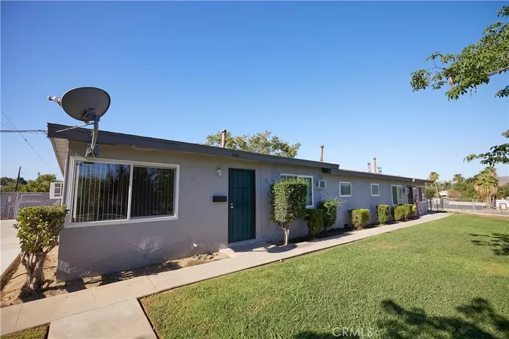 Property Photo:  3644 Russell Street  CA 92501 