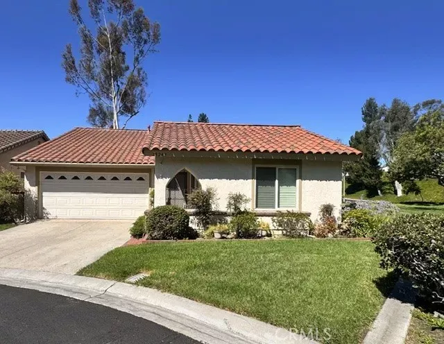 Property Photo:  28242 Zarza  CA 92692 