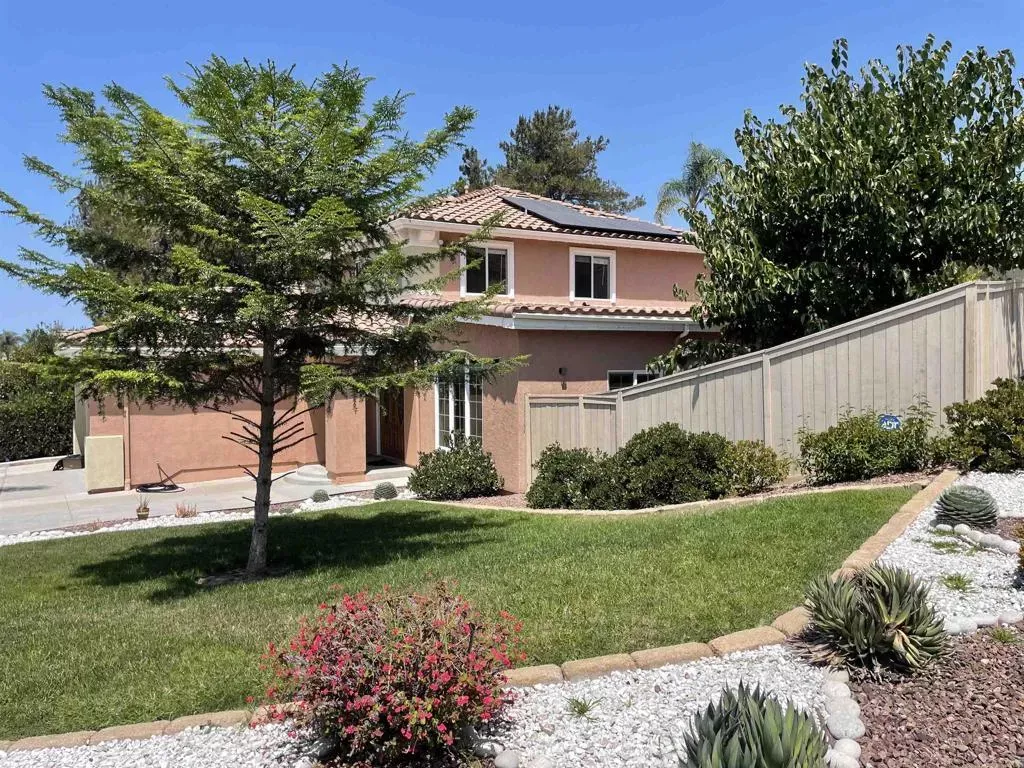 Property Photo:  1242 Via Contessa  CA 92069 