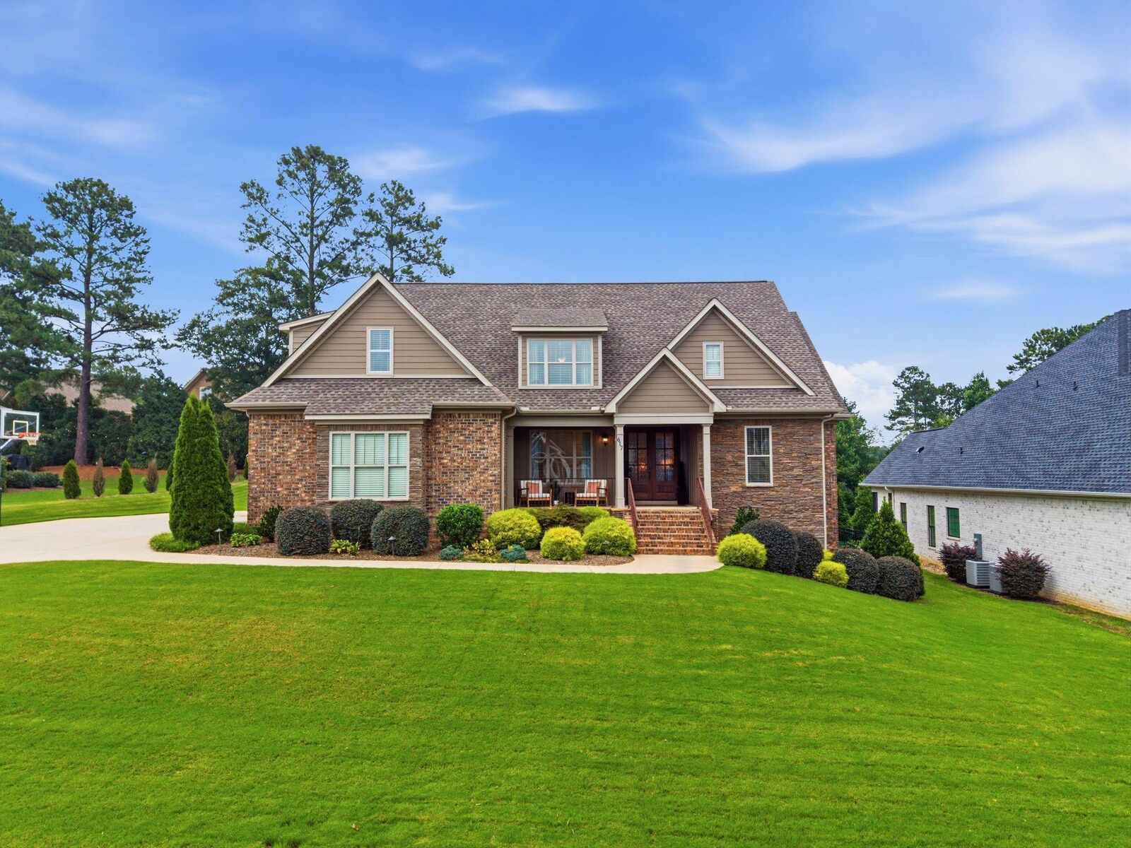 Property Photo: 617 Crowe Creek Trail SC 29349