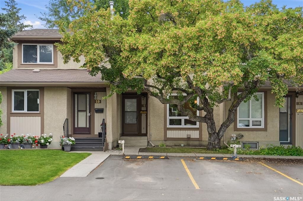 Property Photo:  1128 McKercher Drive 9  SK S7H 4Y7 