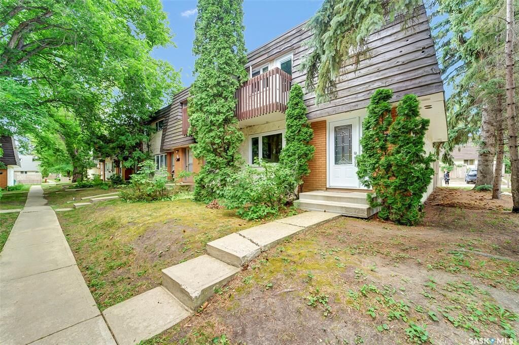 Property Photo:  120 Acadia Drive 43  SK S7H 3V2 