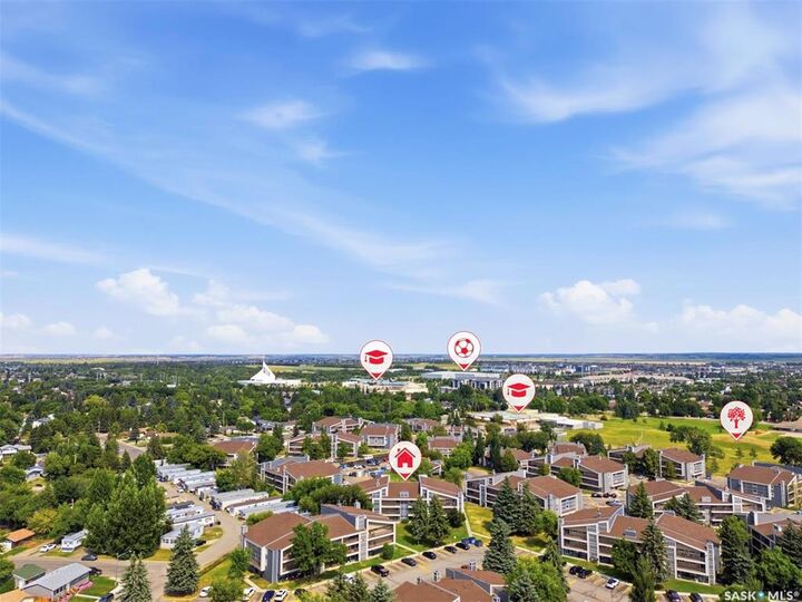 Property Photo: 425 115th Street E 1233 SK S7N 2E5