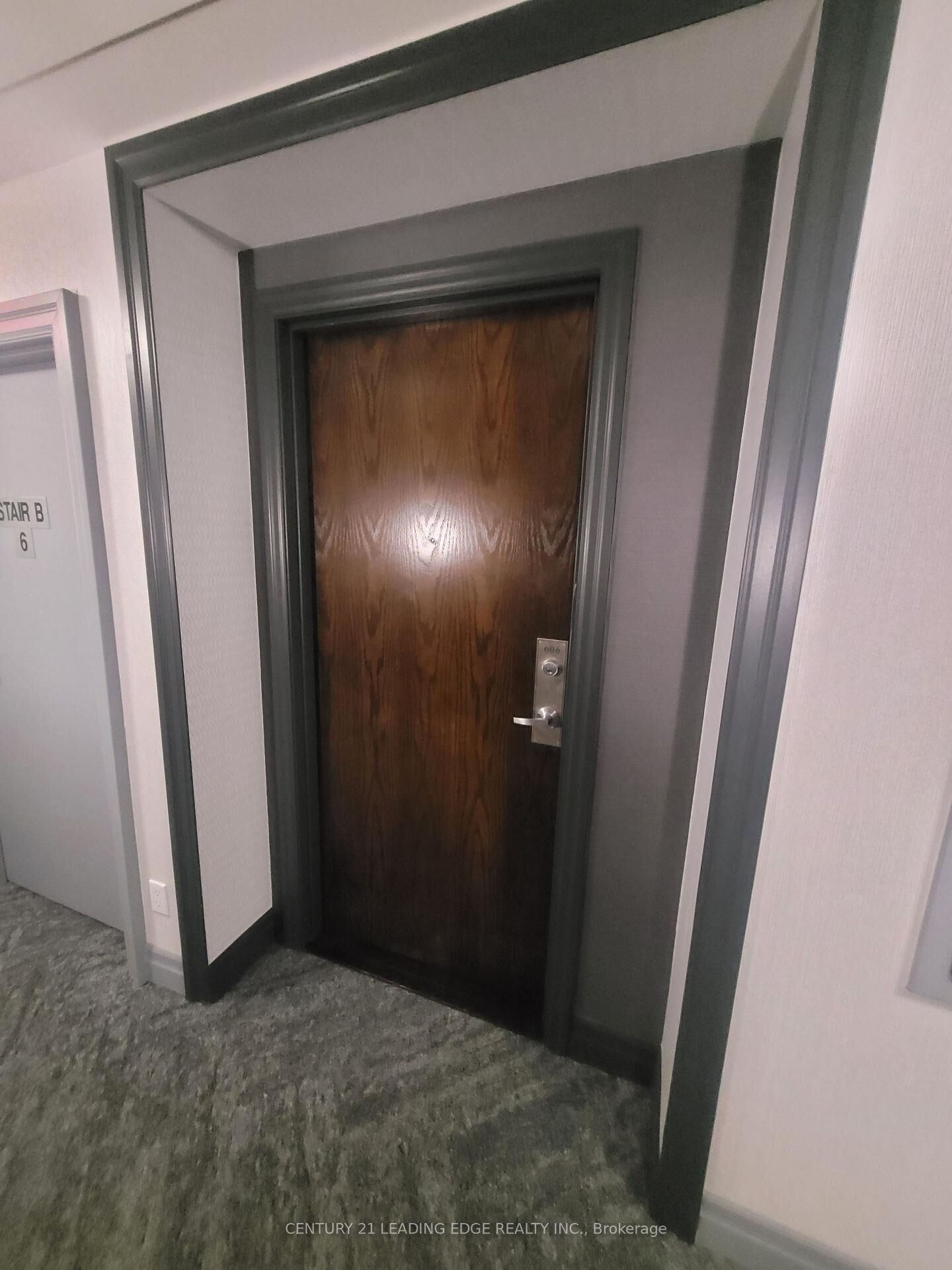 Property Photo:  27 Rean Drive 606  ON M2K 0A6 