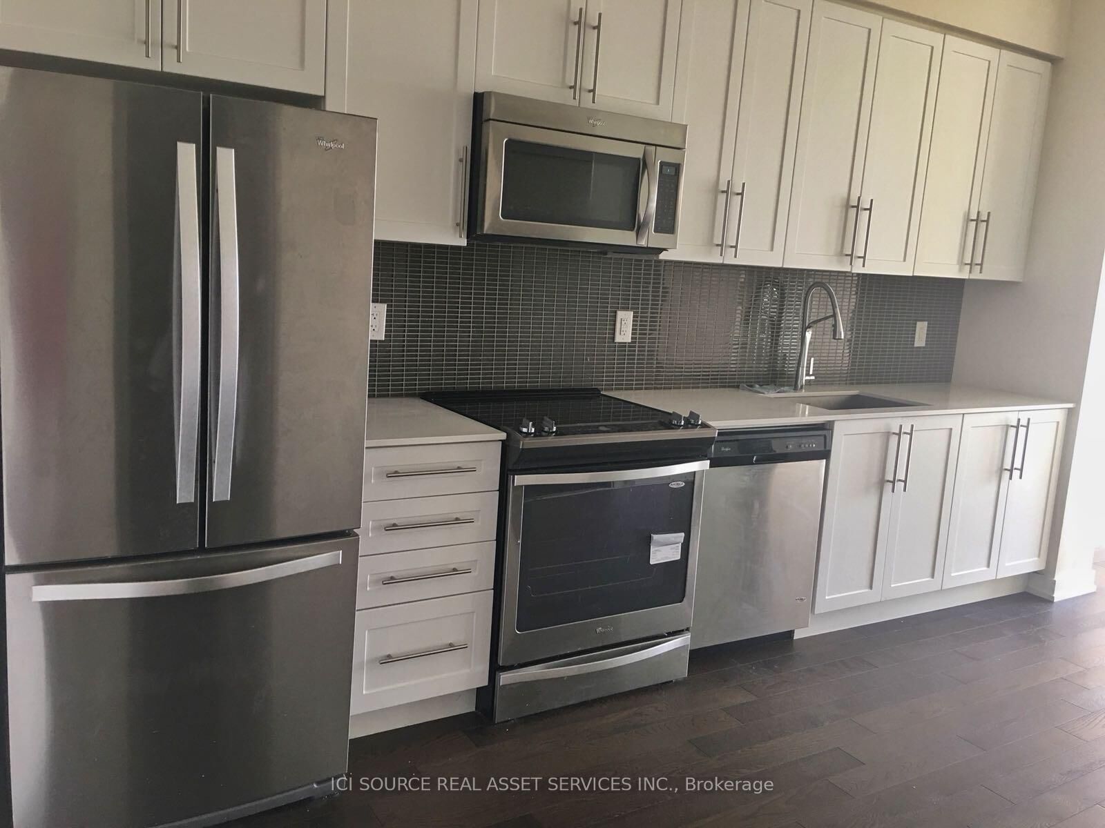 Property Photo:  4011 Brickstone Mews 508  ON L5B 0G3 