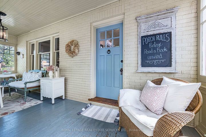 Property Photo: 100 Mill Street S ON L6Y 1T3
