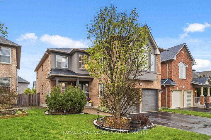 55 Medland Avenue E — photo 1